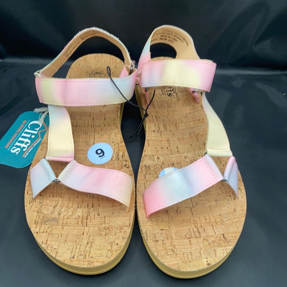 Cliffs by white mountain Pastel tie dye